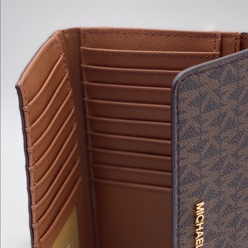 Michael Kors Jet Set Trifold Wallet Brown - Picture 9 of 9